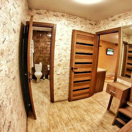 Комфортні апартаменти в Чернігові Чернигов Экстерьер фото
